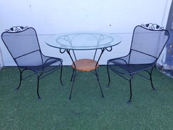 Wrought Iron Bistro Vintage Table With Two Chairs