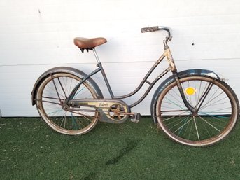 Vintage Columbia Crescent Step-thru Bike