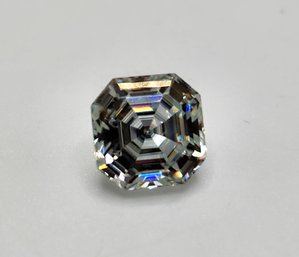 Stunning Moissanite