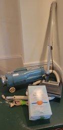 Vintage Electrolux With A Full Box Of Bags.  Tested And Working.   -           -         -       -----Loc:DR