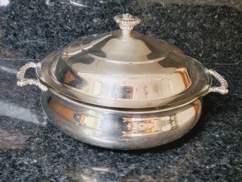 Vintage Wm Rogers Silverplate Casserole Dish With Pyrex Glass Insert