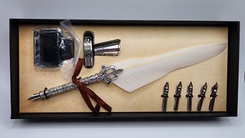 White Antique Style Pen Set