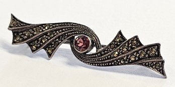 Vintage Sterling Silver MARCASITE And Bezel Set GARNET Ribbon Style Brooch/Pin