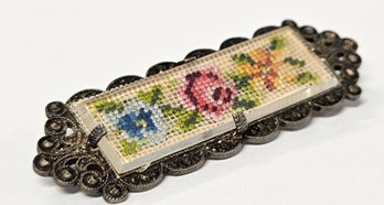 Vintage 935 Silver Marcasite PETIT POINT Needlepoint Floral Brooch Made In AUSTRIA..Protected In PLASTIC