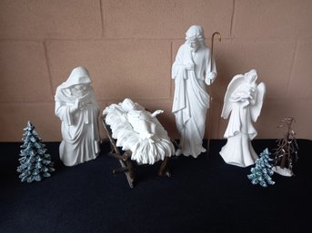 Department 56 Nativity Scene