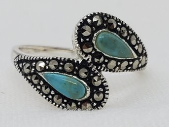 Vintage Sterling Silver Size 6 Turquoise & Marcasite Ring ~ 2.04 Grams