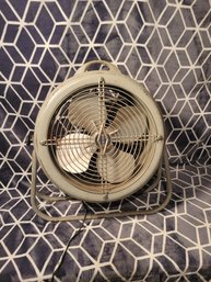 Vintage Bond Made In The USA Fan.  Tested And Working. - - - - - - - -- --- Loc: Garage