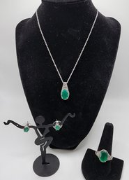 Green Onyx Ring, Earrings & Pendant Necklace In Stainless