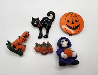 Lot Of Vintage Halloween Pins & Brooches