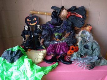 Halloween Decor Lot