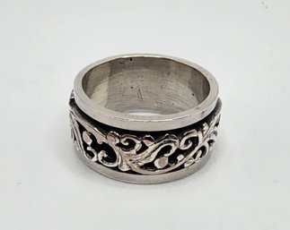 Size 7 Spinner Ring In Sterling Silver