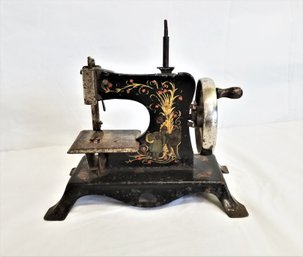 Antique Miniature Die Cast Metal Hand Crank Toy Sewing Machine Germany