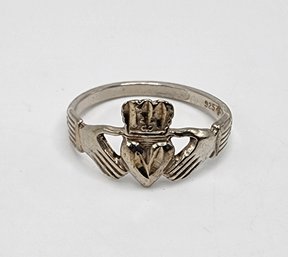 Vintage Sterling Silver Claddagh Ring