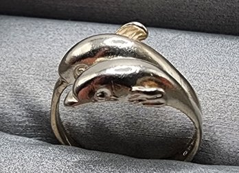 Cute Vintage Sterling Silver Dolphin Ring