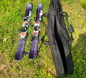 A Nice Pair Of Salomon Snow Blades Fits Adults And Kids  Includes Bag - Only Used A Few Times