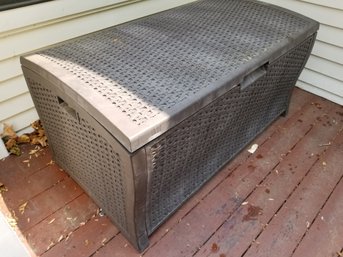 Suncast Brown Poly Outdoor Storage Box Rattan Deck Box
