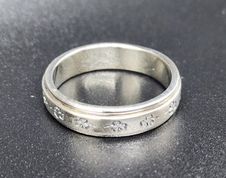 Size 10 Shamrock Spinner Ring In Sterling