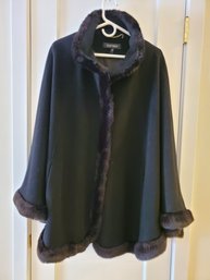 Ladies Ellen Tracy Size 2X Black Wool Blend Faux Fur Trimmed Cape Coat