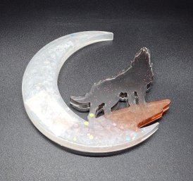 Handcrafted Resin Wolf & Moon Decor