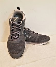 Vionic Womens 335 Miles Gray Lace Up At Sneaker/ Athletic Shoe Size 11