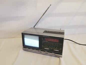 Vintage Emerson BCR 45A B&W Portable Television Digital Clock TVAMFM Radio