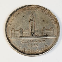 Vintage Coin 1939  Canadian Almost Uncirculated Silver Dollar