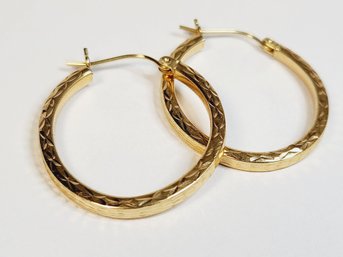 14k Yellow Gold Classic Hoop Earrings