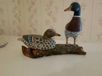 Vinage Carved Painted Mallard Carved Duck Pair Figurine