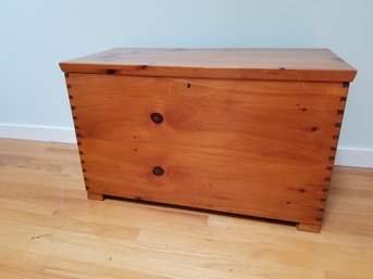 Vintage Handmade Shaker Pine Storage Trunk Hope Chest With Key