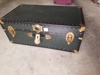 Vintage Green & Black Storage Trunk Foot Locker - Perfect For An Upcycled Coffee Table Project!!!