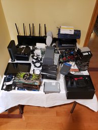 Huge Lot Of Assorted Computer And Networking Gear