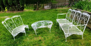 Fantastic Vintage Set Of Wrought Iron Outdoor Furniture With Rose Accents