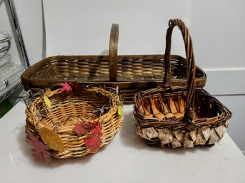 Trio Of Unique Vintage Baskets - Great For Entertaining!