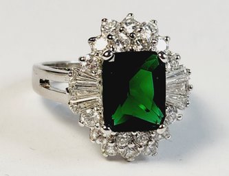 Vintage Victorian Design Green Stone Sterling Silver Ring