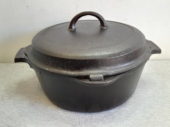 Griswold Cast Iron Dutch Oven