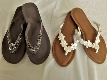 Women's NWT Taupe Rhinestone And White Floral W/pearls Slip On Sandals Size 9M