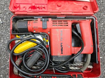 Hilti  Rotary Hammer - Model TE12S - With Case