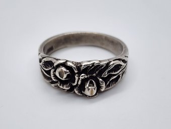 Vintage Sterling Silver Floral Ring