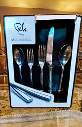 New RW Tyne 45 Piece Flatware Serving Set