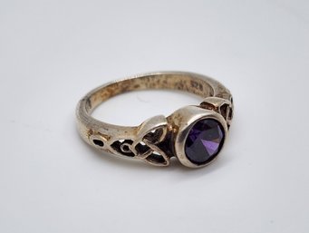 Vintage Sterling Silver Ring With Purple Stone