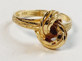 14k Yellow Gold Classic Knot Ring