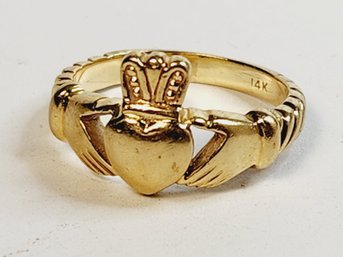 Vintage 14k Yellow Gold Claddagh Love & Friendship Ring