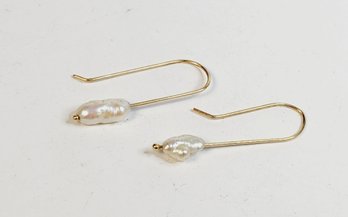 14k Gold Cultured Fresh Water Pearl Drop Hanging Earrings