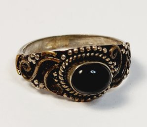 Vintage Sterling Silver Onyx And Marcasite Ring