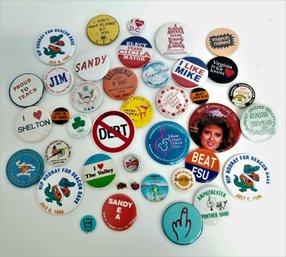 Vintage Assortment Of  Vintage Pins And Buttons