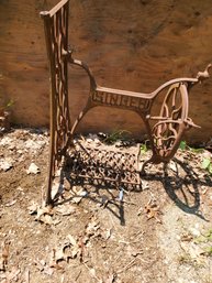 Antique Singer Sewing Machine Partial Treadle Frame For Upcycle / Repair