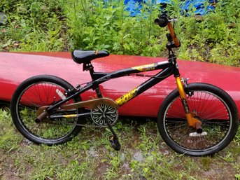 Older Model Razor Two Zero 20 BMX Bike - Freestyle Series