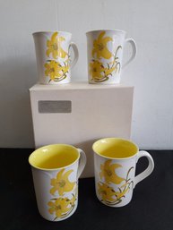 Otagiri Japan Lilly Flower Mugs