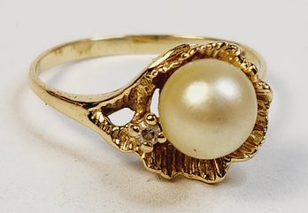 Vintage Classic 14k Yellow Gold Large Pearl Flower Petal Ring