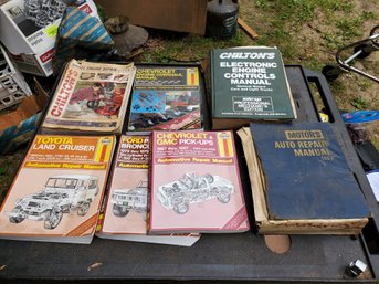 Assortment Of Vintage Haynes & Chilton's Automotive Repair Books